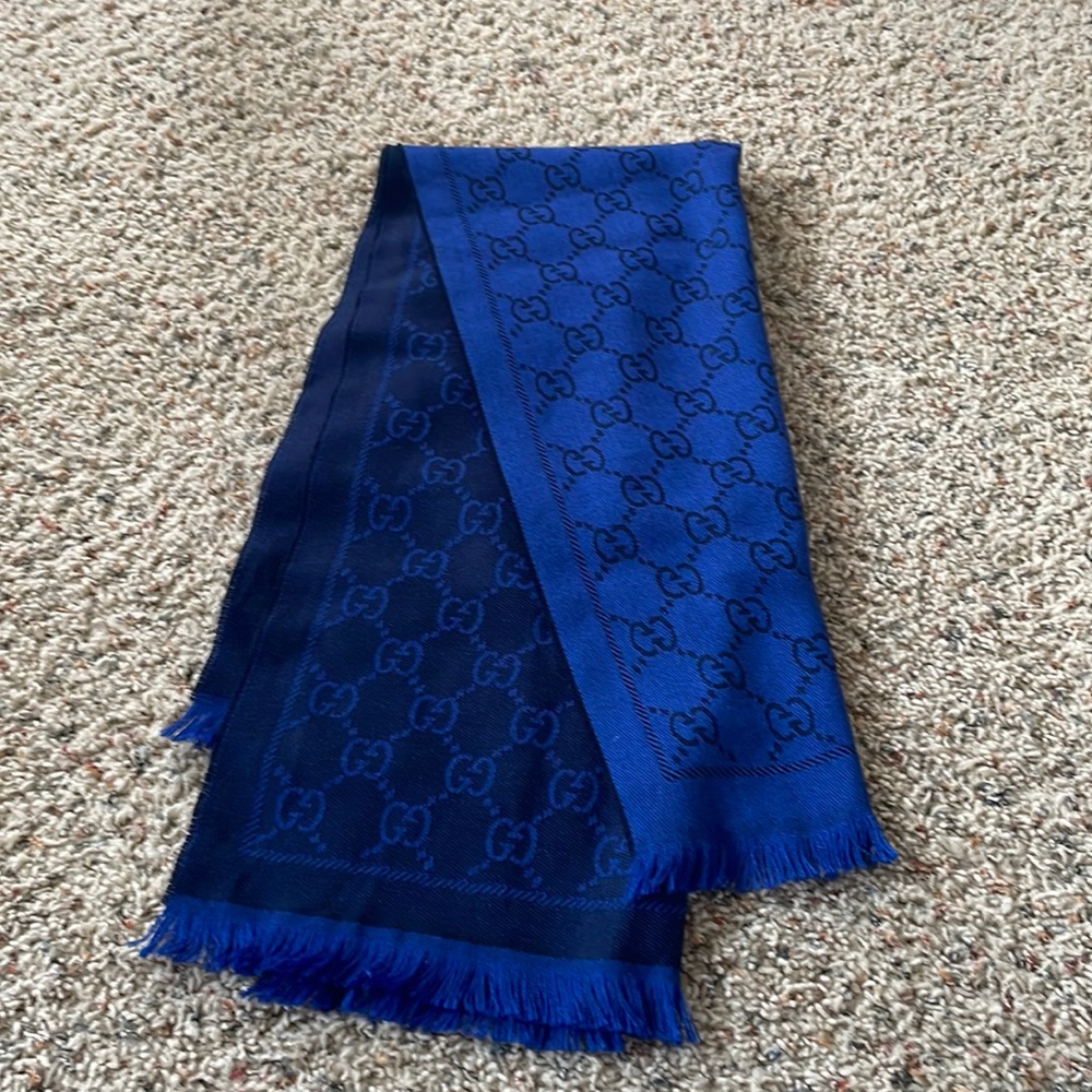 Gucci Logo Scarf Shawl
